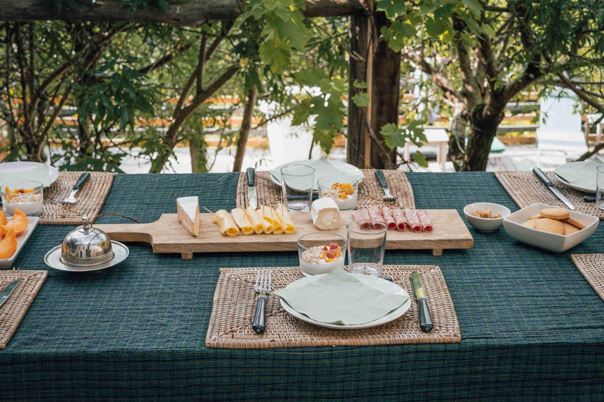 Fount Estremiero - Chambres & Tables D'Hotes Castans Exterior foto