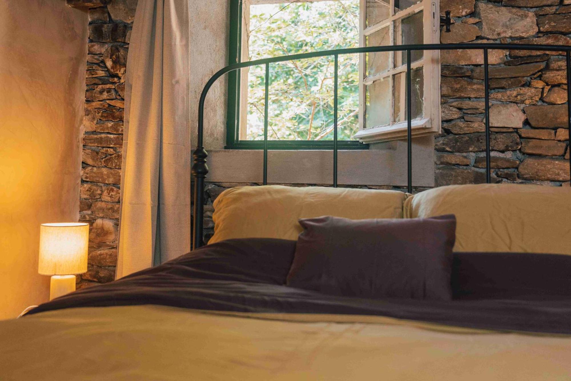 Fount Estremiero - Chambres & Tables D'Hotes Castans Exterior foto
